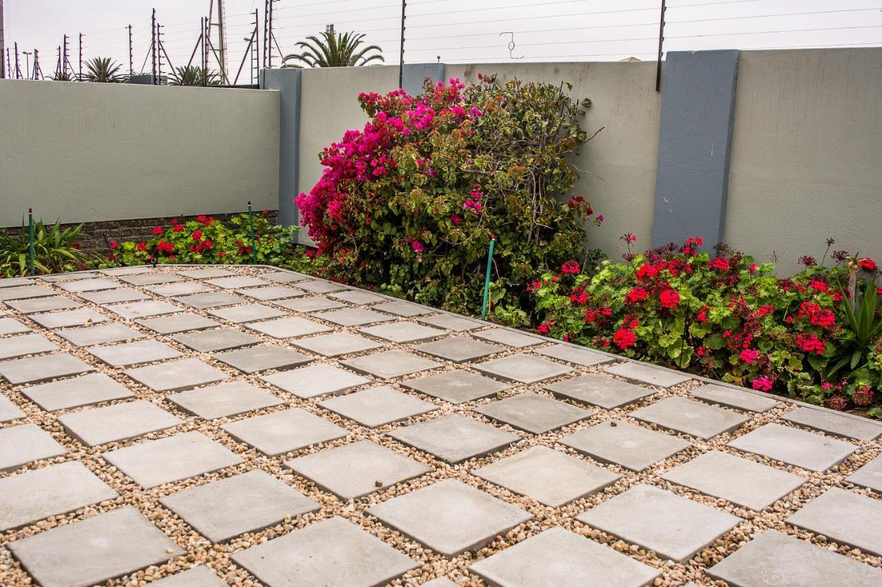 Sea View Bliss Guesthouse With Self Catering Swakopmund Exteriör bild